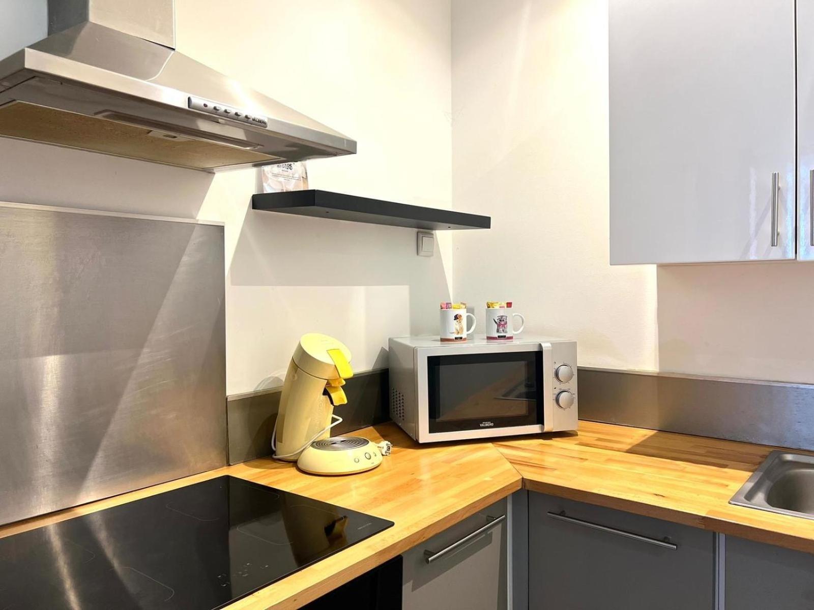Le Gateway Apartment Кале Екстериор снимка